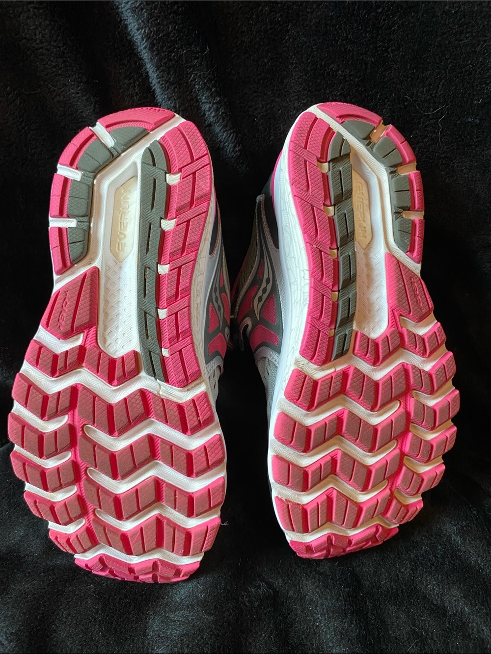Saucony Hurricane ISO Women's Gray and Pink Athletic Running Shoes - Picture 3 of 4